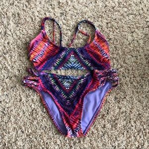 Patterned swim suit